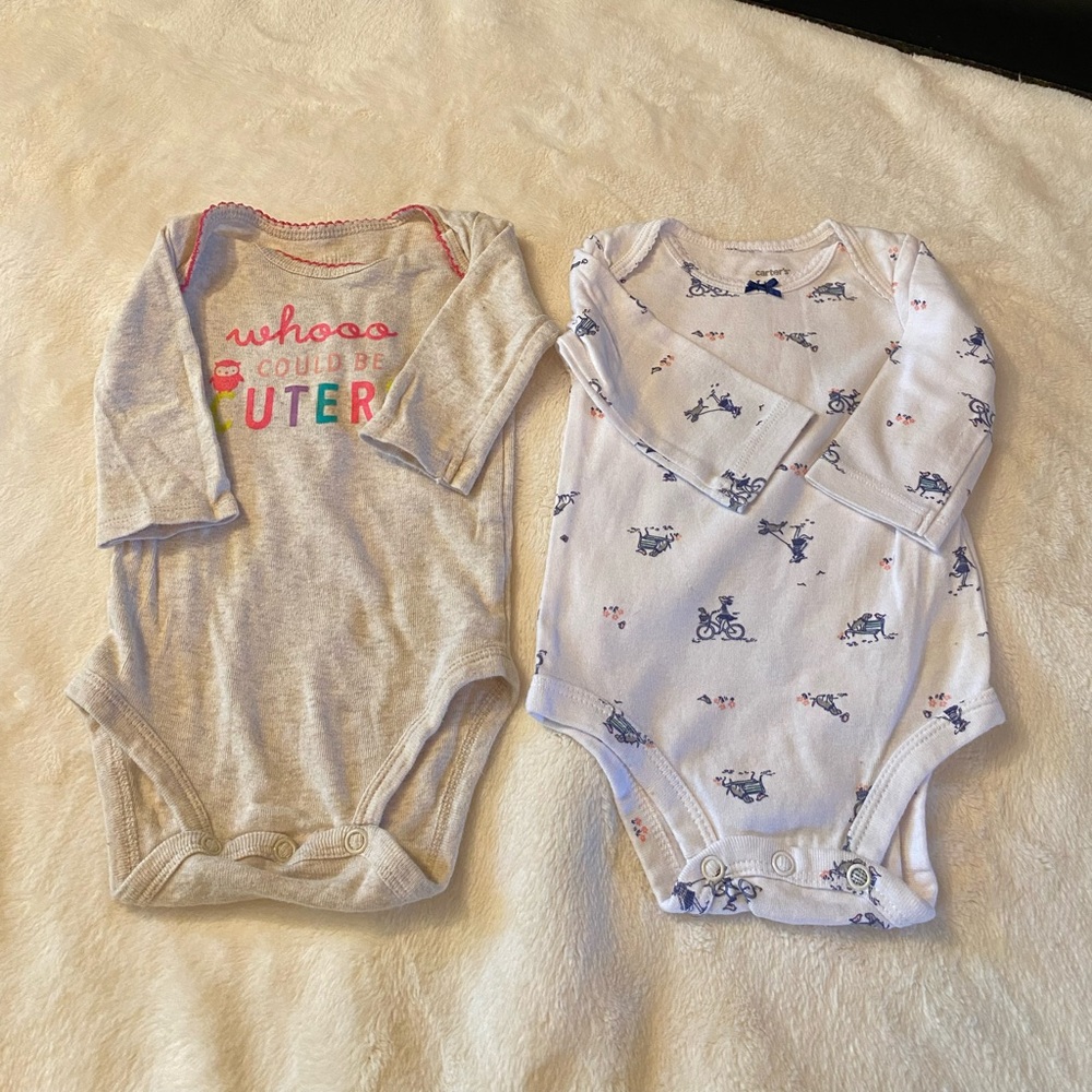 Bundle Of Carter’s Long Sleeve Onesie Size 0-3M